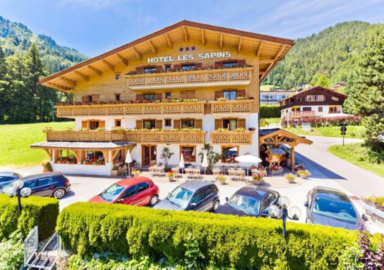 Hotel Les Sapins La Clusaz Exterior foto